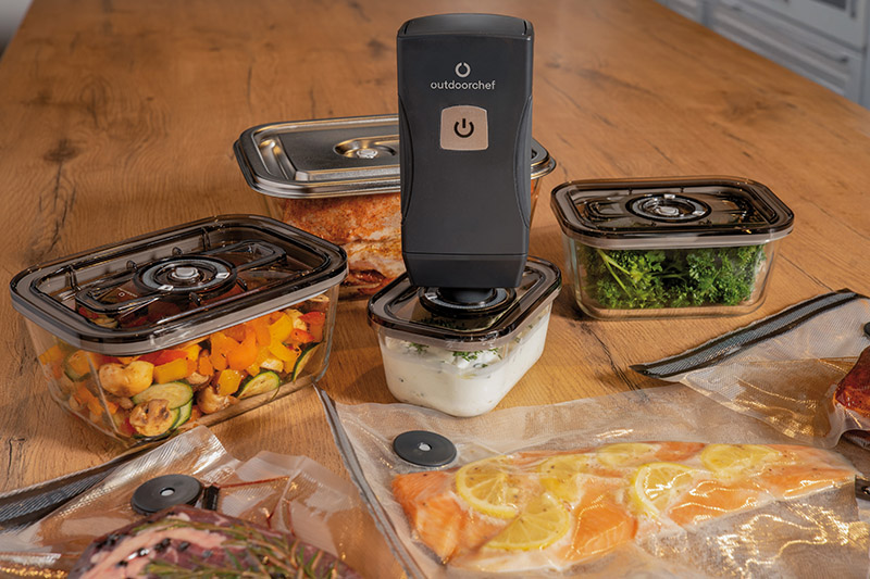 Das neue EASY BBQ Vac von Outdoorchef // Weiterer Text Ÿber ots und www.presseportal.de/nr/174066 / Die Verwendung dieses Bildes fŸr redaktionelle Zwecke ist unter Beachtung aller mitgeteilten Nutzungsbedingungen zulŠssig und dann auch honorarfrei. Veršffentlichung ausschlie§lich mit Bildrechte-Hinweis.