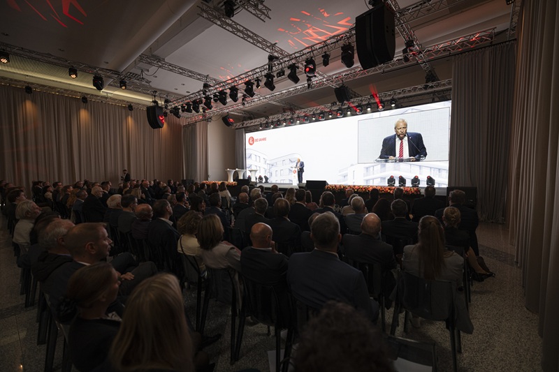 Bühne beim Festakt 80 Jahre GBV