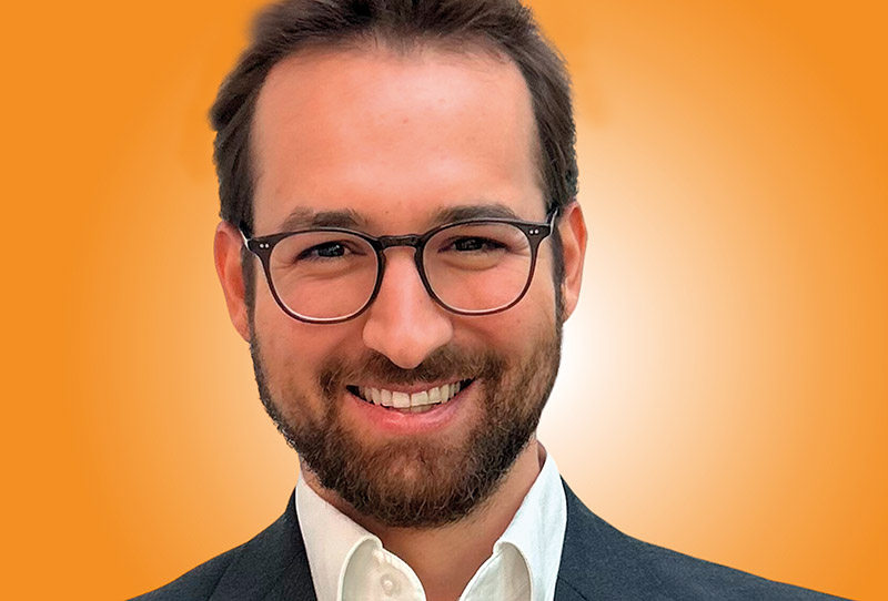 Portraitfoto_Manafi_2.jpg