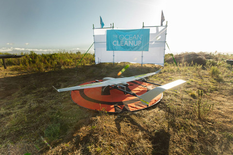 The Ocean Cleanup und AWS beschleunigen Plastikbeseitigung im Meer