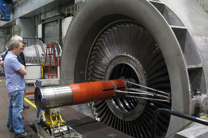 Foto: IWT bietet erfolgreich Industrieinspektionen und Werkstoffprüfungen.