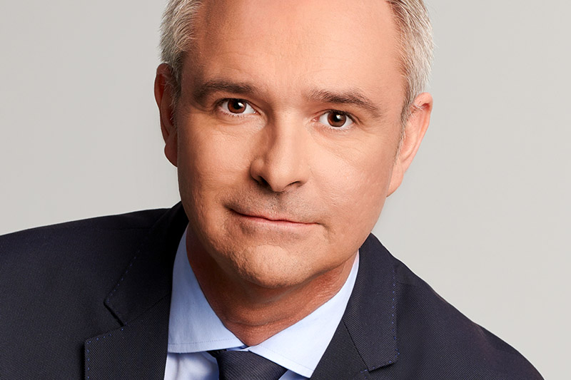 Edgar Reiter löst den langjährigen Geschäftsführer Peter Werzer bei Axians ab.