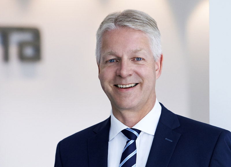 Sven Rehders, Geschäftsführer von NTT DATA Deutschland
