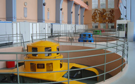 Modernisierte Maschinenhalle eines Wasserkraftwerks der NEK in Bulgarien.