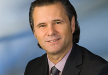 Christian Studeny, Geschäftsführer Interxion, feiert zehn Jahre Standort Österreich und den Trend zu professionellen IT-Services aus dem Rechenzentrum.
