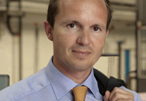 Peter Schmid, geschäftsführender Gesellschafter der Austrotherm GmbH, investierte 4,5 Millionen Euro in die Optimierung der XPS-Produktionsanlagen in Purbach.