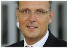 Nationale und EU-FÖRDERUNGEN empfiehlt Robert Kovar , Leiter Geschäftskunden in der Bawag PSK.