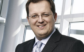 ''2010 sind 116 Millionen Euro in das Netz der Zukunft geflossen'', so Wolfgang Kniese von T-Mobile Austria.